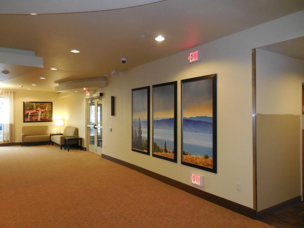 Ledgestone Hotel Vernal Esterno foto
