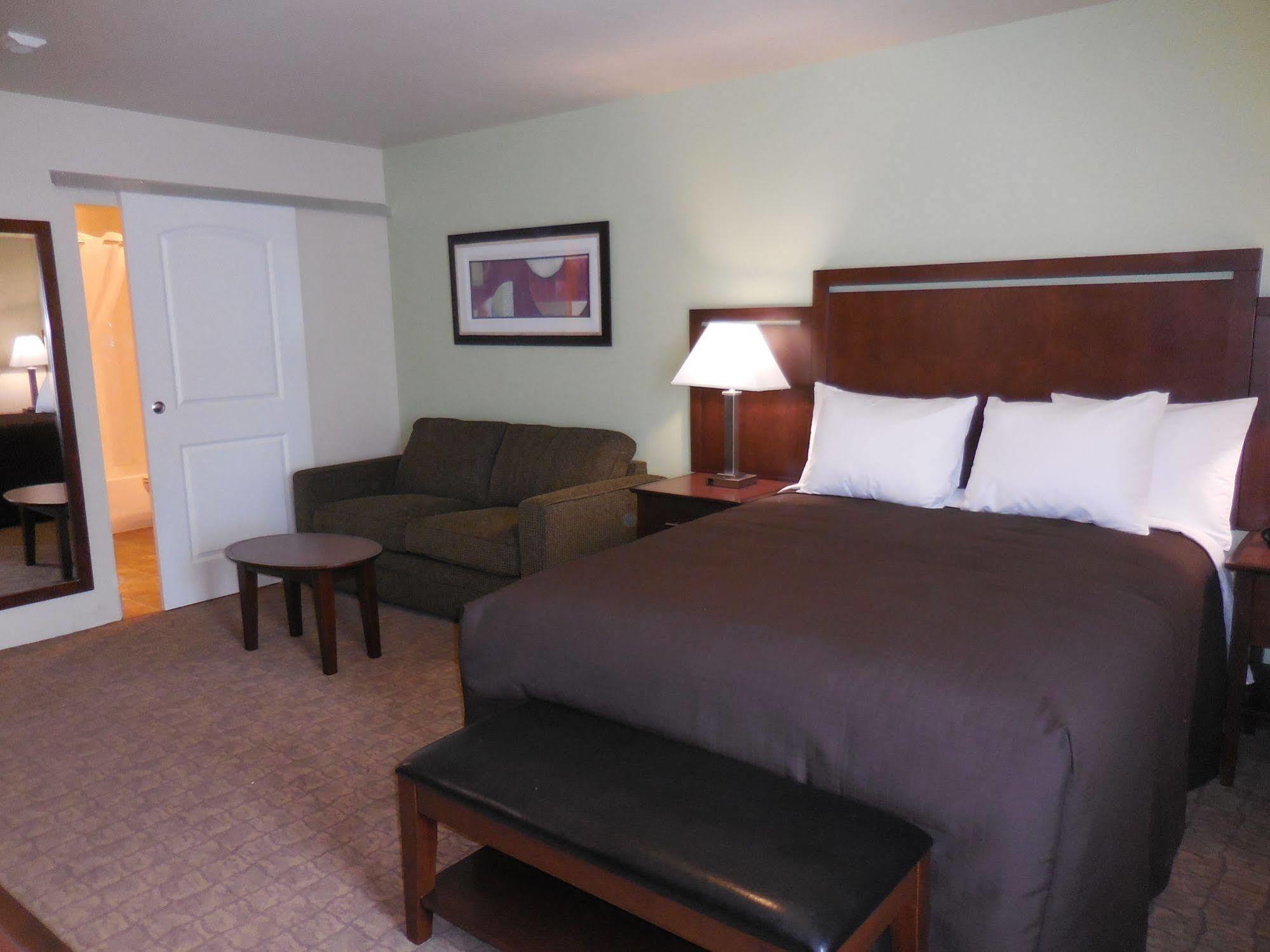 Ledgestone Hotel Vernal Esterno foto