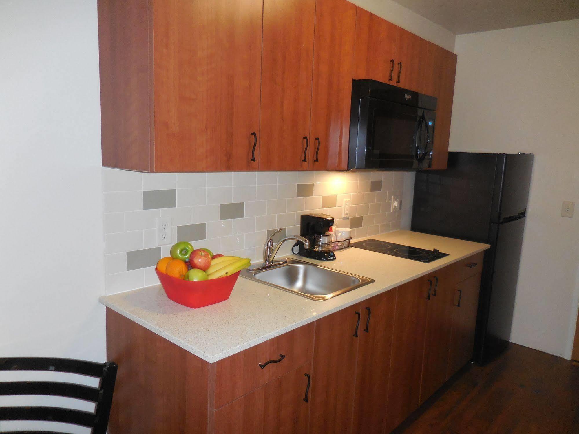 Ledgestone Hotel Vernal Esterno foto